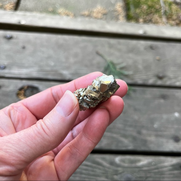 Pyrite Rose Flower - Double Formation - Picture 5 of 14